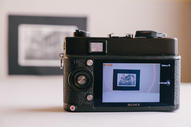 You are currently viewing ดัดแปลงกล้องฟิล์ม Konica เป็นดิจิทัล ด้วยเครื่องพิมพ์สามมิติ