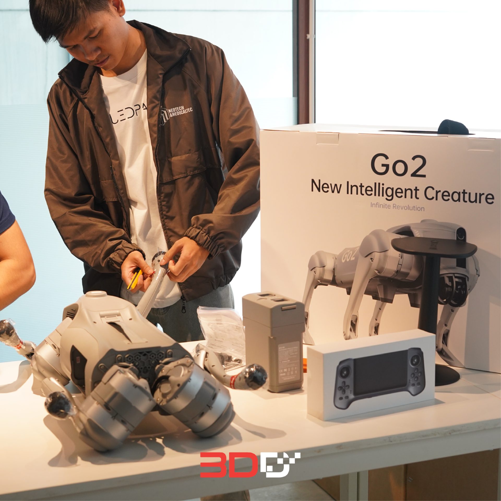 Unitree Go2 EDU U1 Quadruped Programmable หุ่นยนต์สี่ขา โปรแกรมได้เพื่อการศึกษา วิจัย พัฒนา - Image 3