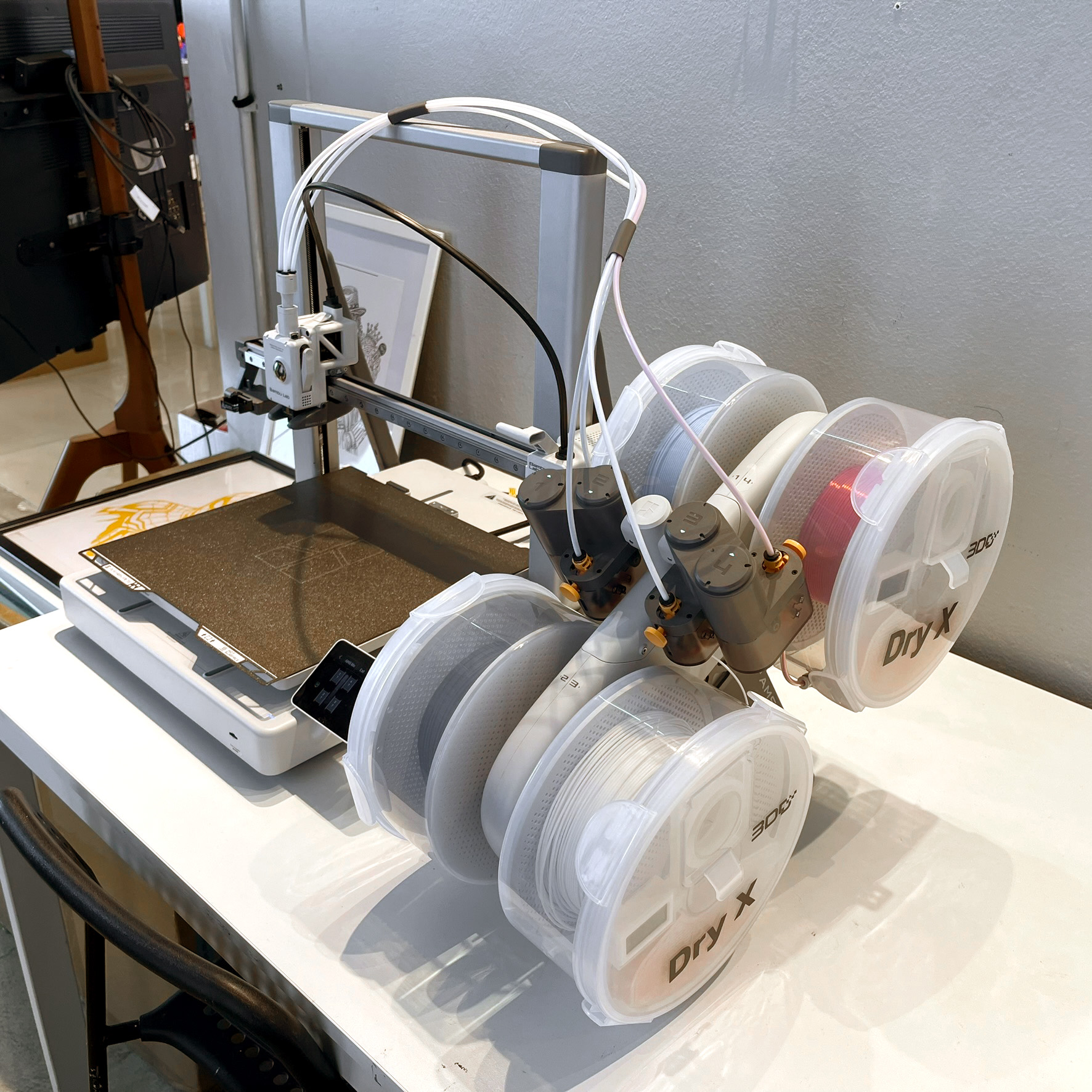 Dry X กล่องเก็บเส้น Filament กันชื้น กันฝุ่น วางซ้อนได้ ใส่ได้กับ Bambu A1 และเครื่อง 3D Printer ทั่วไป (ไม่รวม Silica gel) - Image 6